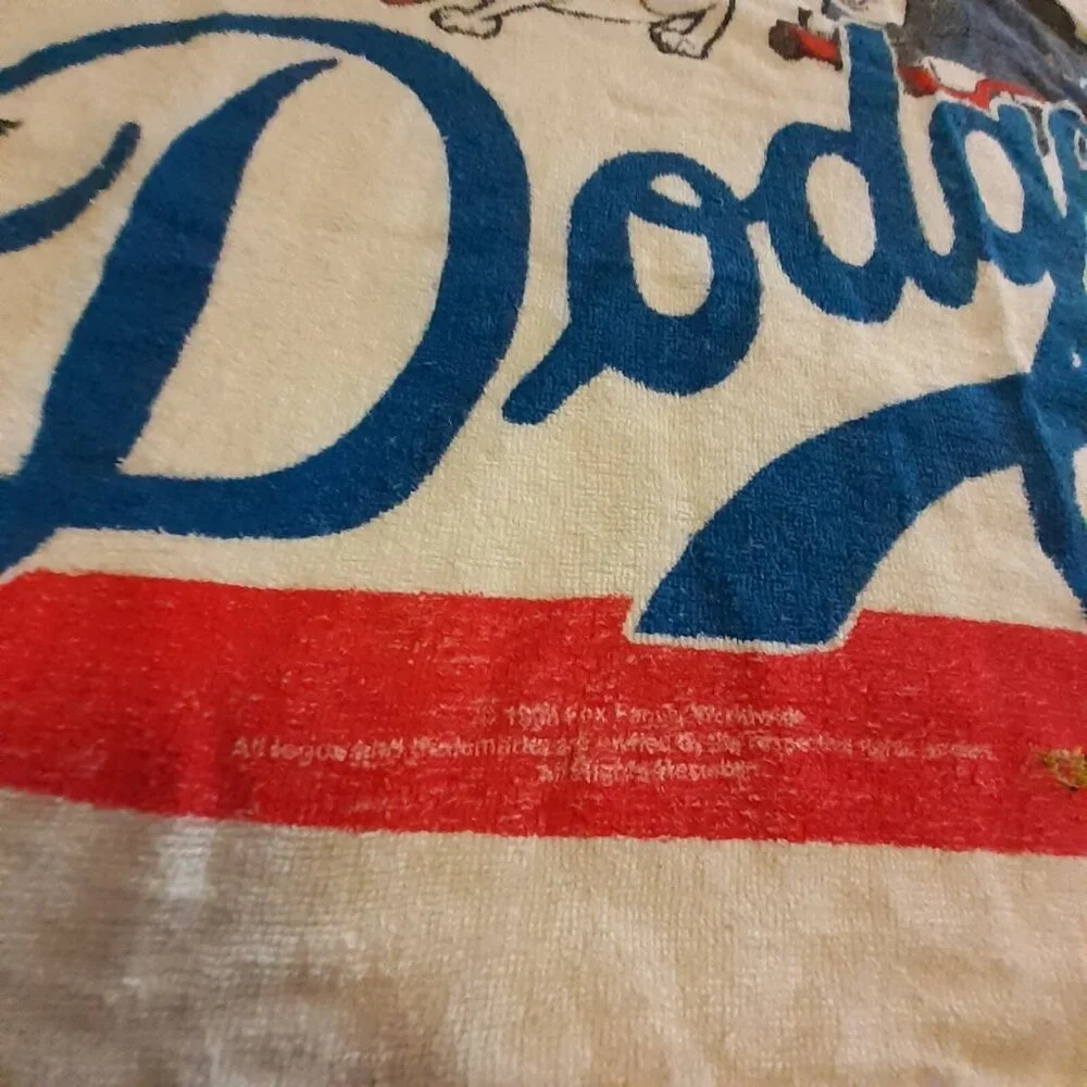 Vintage Beach Towel Dodgers Fox Family Cartoon TV Programming 54